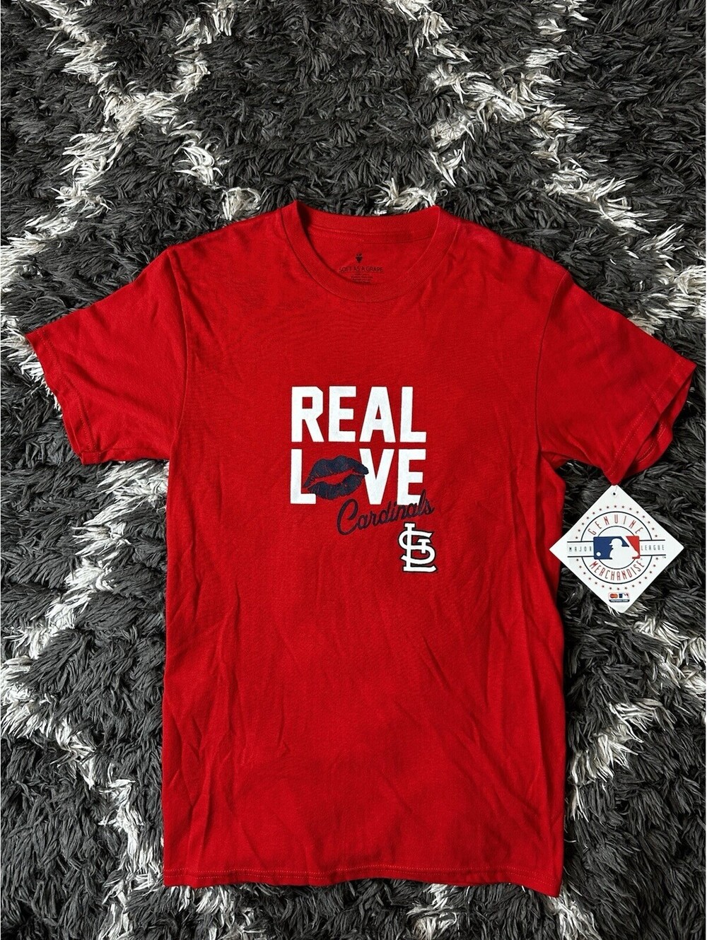 NWT St. Louis Cardinals Womens Small T-Shirt Soft As A Grape Real Love Red MLB
